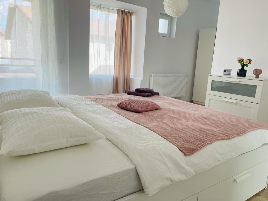 Galaxy Residence Villa Otopeni Εξωτερικό φωτογραφία